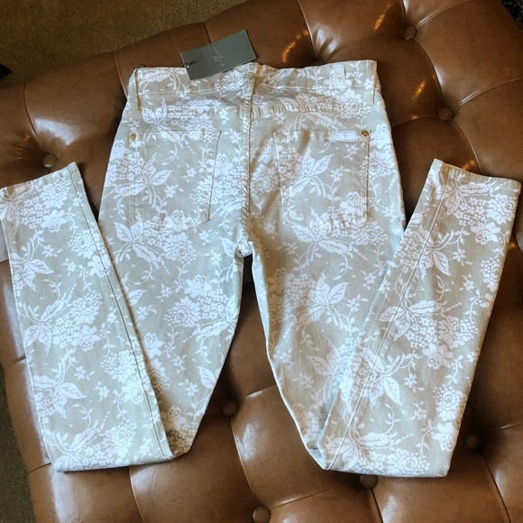 *Host Pick* NWT 7 For All Mankind Skinny Floral Jean - Picture 3 of 9